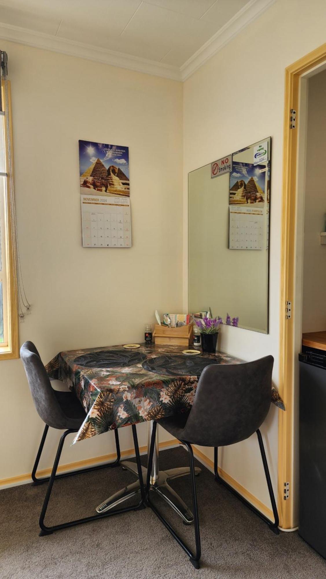 Glamis Ave Shared Home B&B 뉴플리머스 외부 사진